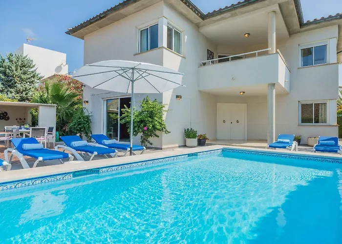 Villa Maria
